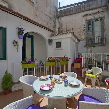 Un Po'... Appartement