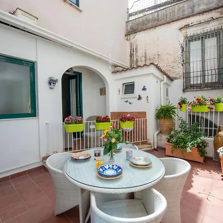 Διαμέρισμα Un Po'...