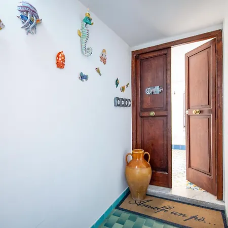 Apartment Un Po'... *