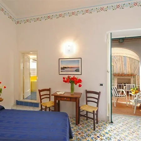 Un Po'... Апартаменти